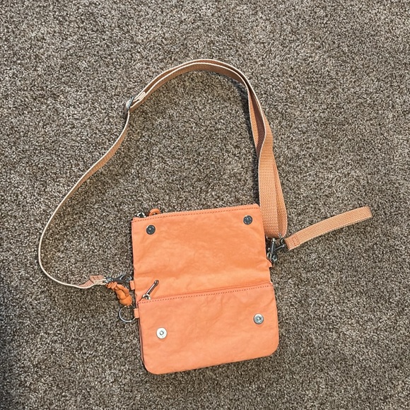 Kipling Peach Lynne Crossbody Fold Over Purse - Picture 9 of 11